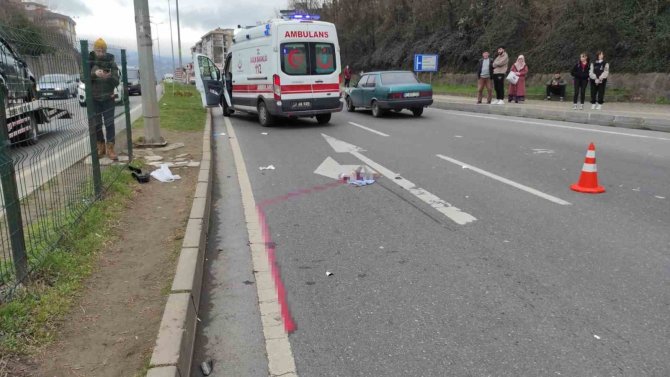 Kamyonetin Çarptığı Yaşlı Adam Hayatını Kaybetti