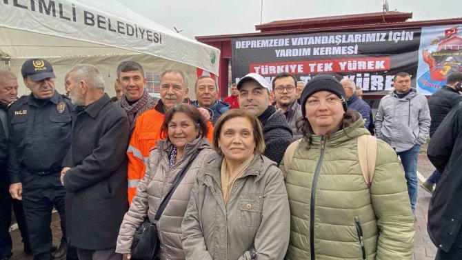 Depremzede Vatandaşlar İçin Bir Araya Geldiler