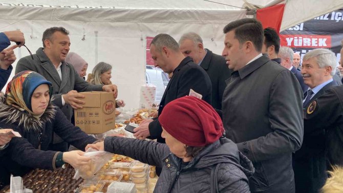 Depremzede Vatandaşlar İçin Bir Araya Geldiler