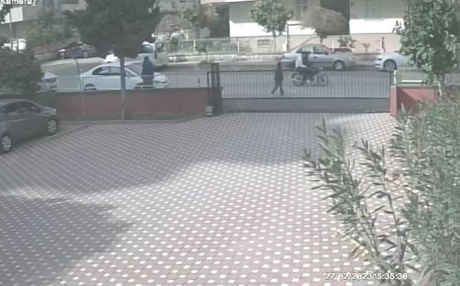 Adana’da Kapkaç Yapan İki Zanlı Tutuklandı