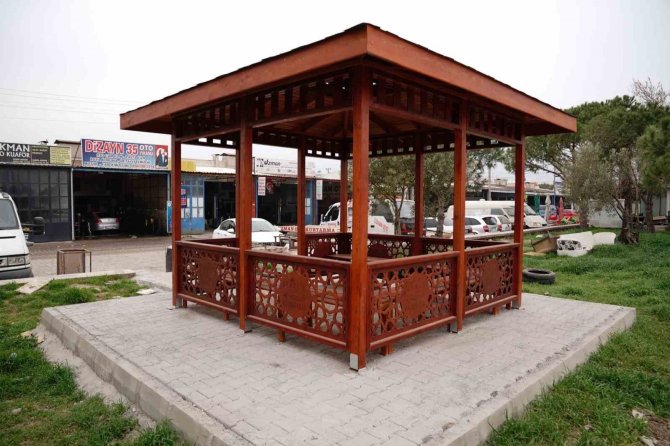 Ayvalık Belediyesi’nden Sanayi Bölgesinde Sosyal Alanlar Ve Kamelyalar