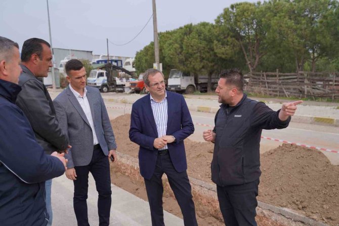 Ayvalık’ta Başkan Ergin Doğalgaz Çalışmalarını İnceledi