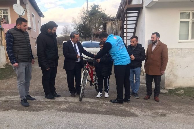 Bisiklet Parasını Depremzedelere Bağışlayan Umut’a Sürpriz