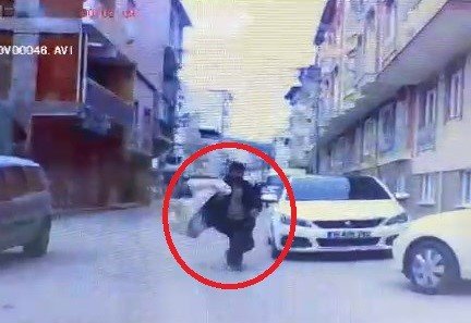 Dolandırıcıdan Oscar’lık Hareket...o Anlar Kamerada