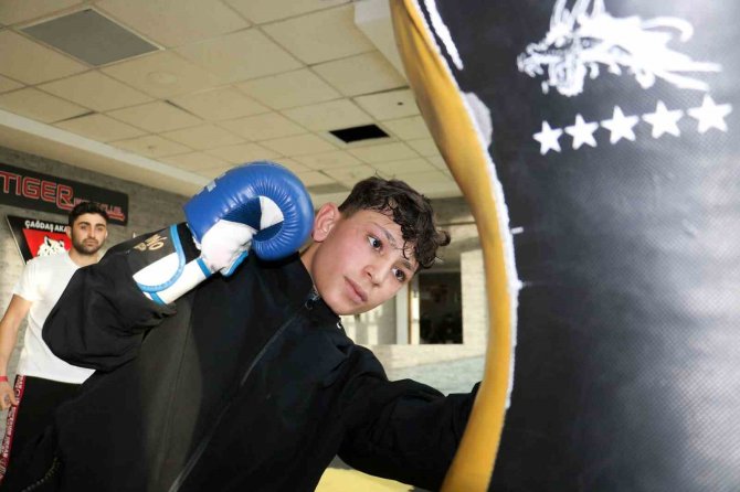 Türkiye Şampiyonu Devran Yanardağ, Milli Takıma Girmeye Hak Kazandı