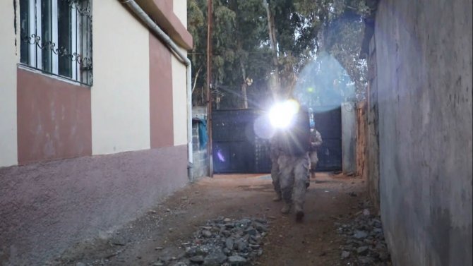 Denizli Jandarması Suçlulara Geçit Vermiyor