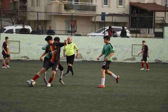 Genç Horozlar Kalan 3 Maça Odaklandı