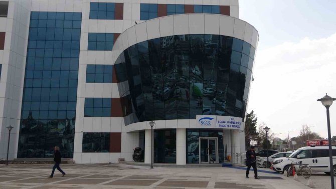 Malatyalı Depremzedelerden Eyt Başvurusu