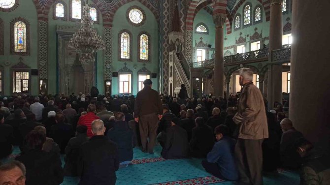 Eskişehir’de Depremde Vefat Edenler İçin Mevlid-i Şerif Okundu