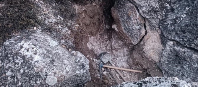 Kaçak Kazı Yapan 2 Kişi Suçüstü Yakalandı