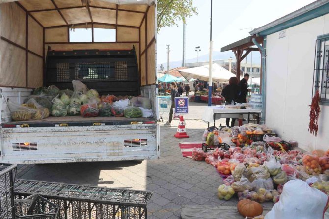 Fethiye’de ’Askıda Sebze Ve Meyve’ İle Depremzedelere Yardım Edilecek