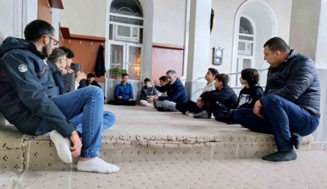 Germencik İ̇l Müftüsü Coşkun Gençlerle Bir Araya Geldi