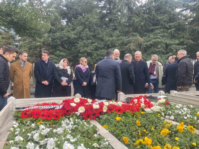 Hatay’ın İlk Ve Tek Cumhurbaşkanı Tayfur Sökmen Vefatının 43. Yılında Anıldı