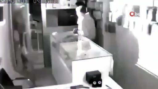 Hatay’da Bekçiler Hırsızları Suçüstü Yakaladı