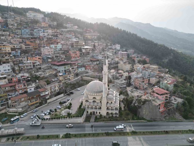Amonas Dağları’na Kurulu Tarihi Kent Belen’in Evlerinde Hasar Yok