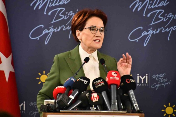 İ̇yi̇ Parti Lideri Akşener’den "Altılı Masa" Çıkışı: "Anlamış Olduk Ki Şahsi Hırslar, Türkiye’ye Tercih Edilmiştir"