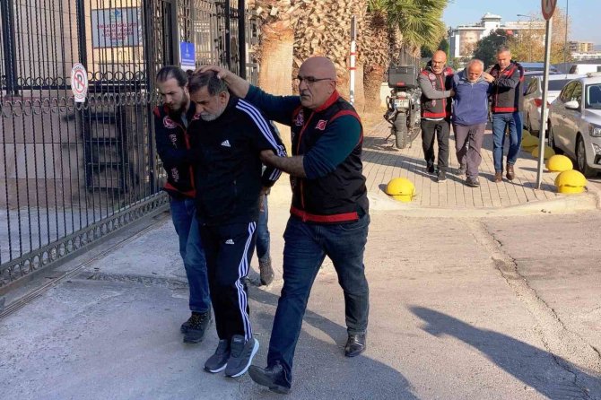 Eşini Öldüren Sanığa 3 Suçtan Ceza Talebi