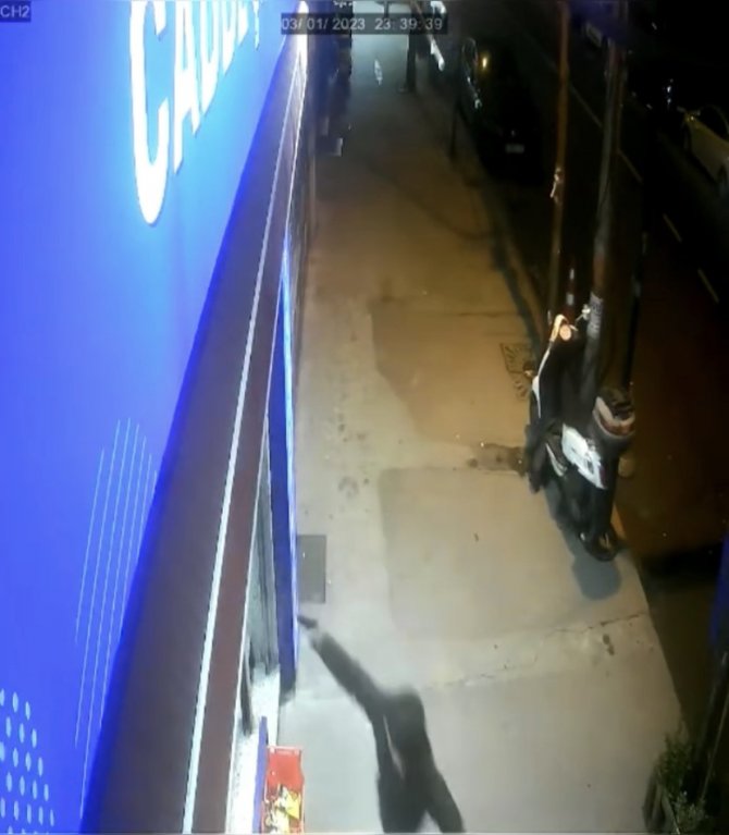 İ̇stanbul’da Dehşet Anları Kamerada: Kavga Ediyormuş Gibi Yapıp Ateş Açtılar