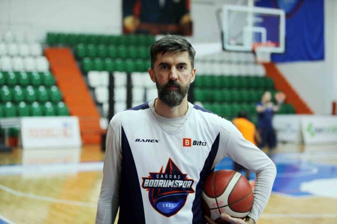 Çağdaş Bodrumspor Basketbol Takımı’ndan “Bir Bilet Senden, Bir Bilet Bizden” Kampanyası