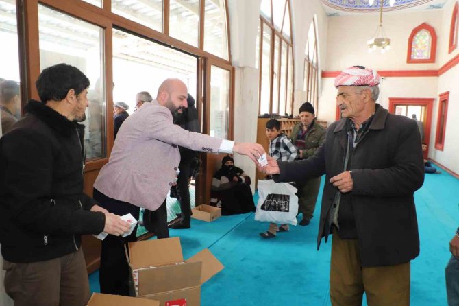 Hakkari’de Depremzedeler İçin Mevlit Okutuldu