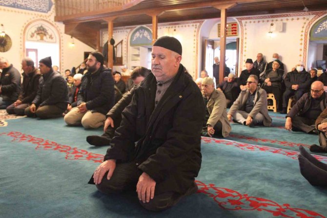 Kırklareli’nde Depremzedeler İçin Mevlit Okutuldu