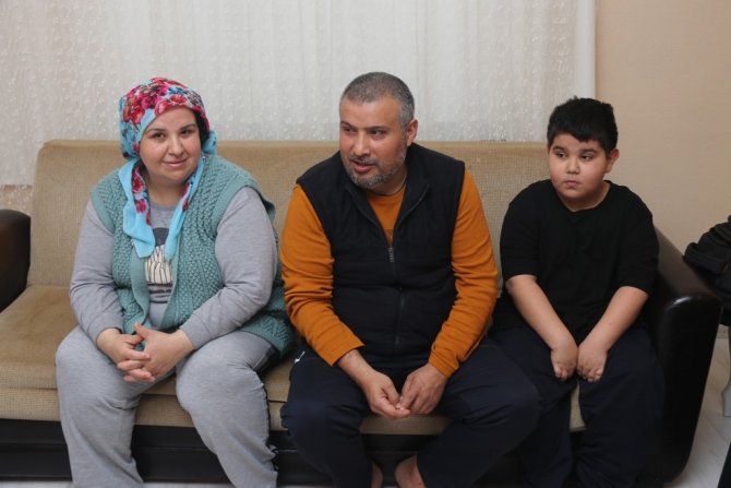 Depremzedeler Dehşet Anlarını Anlattı: “Her Yerden ‘Bizi Kurtarın’ Sesleri Geliyordu”