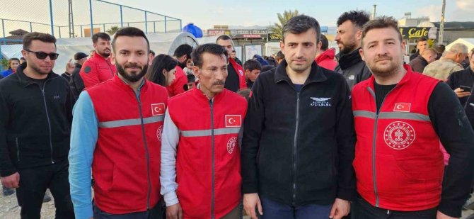 Uşak’tan Gönderilen Gezici Kütüphane Çocuklara Moral Oldu