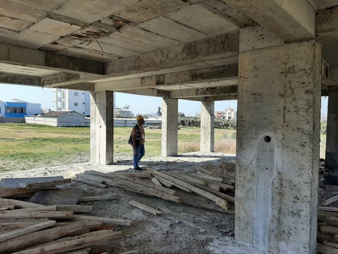 Kastamonu Üniversitesi Öğretim Üyeleri, Deprem Bölgesinde Hasar Tespit Çalışmalarını Sürdürüyor