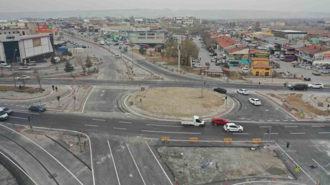 Büyükşehir, 20 Milyon Tl Maliyetle Sivas Bulvarı’nı Kocasinan Bulvarı’na Bağladı