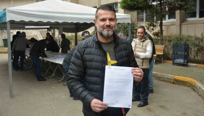Başvurusunu Yaptı, 4 Saat Sonra Kocaeli’nin İlk Eyt Emeklisi Oldu