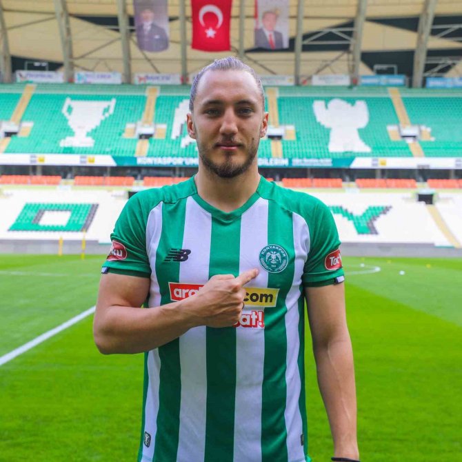 Konyaspor’da Toplu İmza Töreni