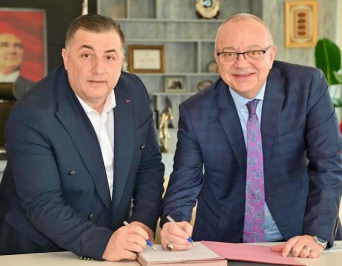 Manisa Büyükşehir Ve Maski̇’de En Düşük Ücret: 11.367 Tl