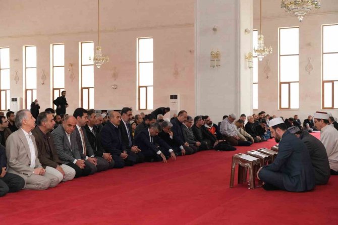 Mardin’de Depremde Vefat Edenler İçin 3 Dilde Mevlit-i Şerif Okundu