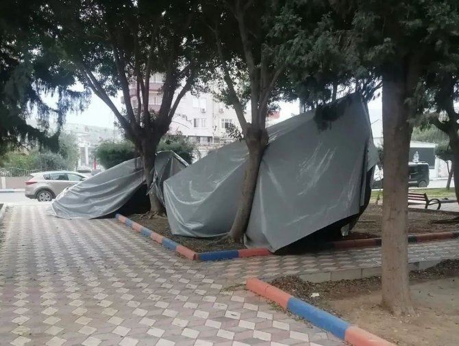 Kuvvetli Rüzgar İ̇skenderun’da Etkili Oluyor