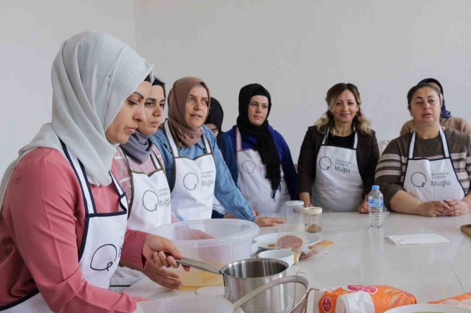Muğla’da Depremzede Kadınlar İçin Moral Etkinliği Düzenlendi
