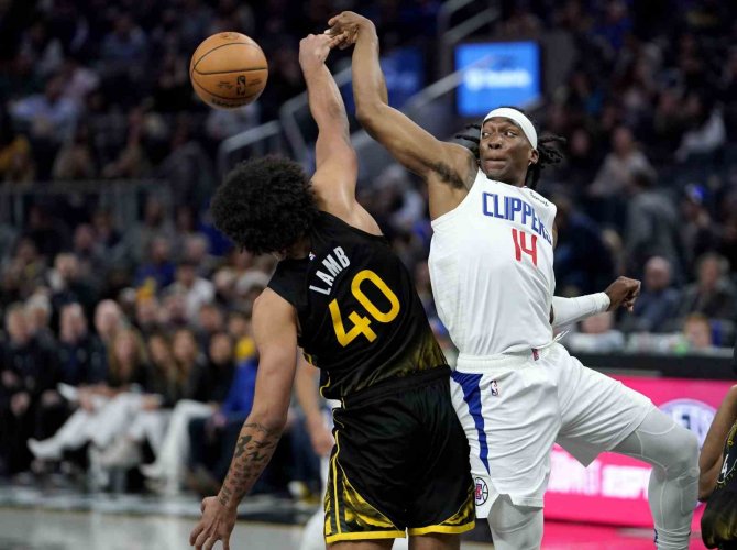 Golden State, Clippers’ı Farklı Mağlup Etti