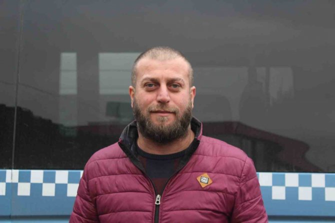 Kadın Yolcuları Rahatsız Eden Kişiyi Uyarınca Kavga Çıktı