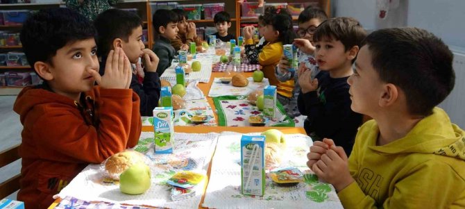 Van’da 28 Bin 690 Okul Öncesi Öğrencisine Ücretsiz Yemek Hizmeti