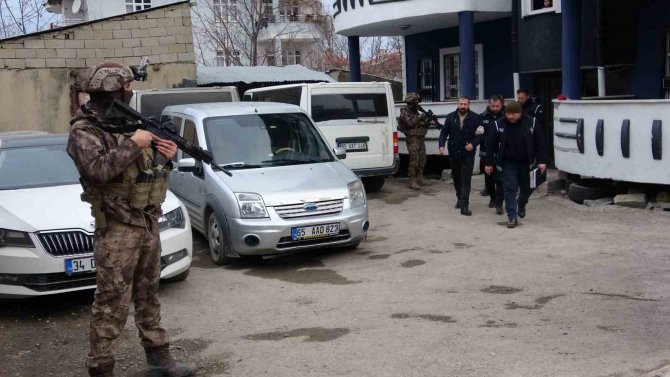 Van Ve Bitlis Emniyetinden ‘Bahar Temizliği’