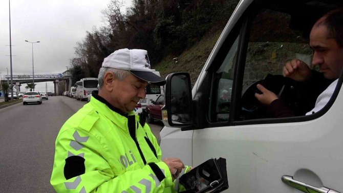 Trafik Ekipleri Denetimlere Ara Vermeden Devam Ediyor