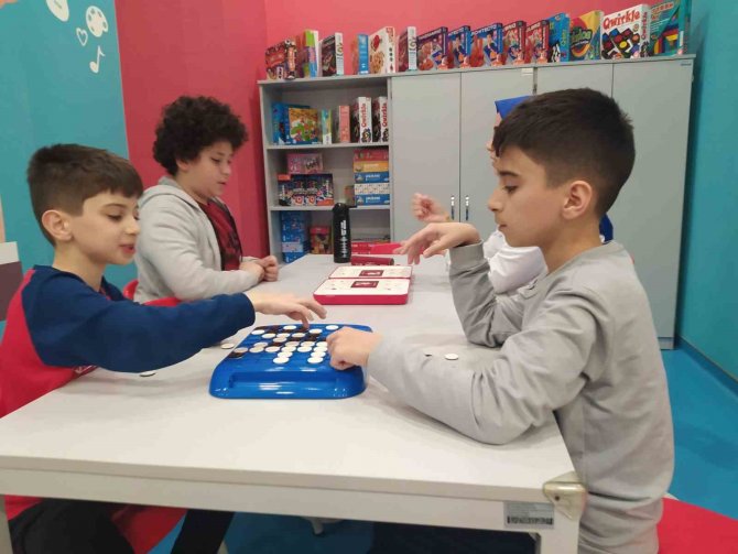 Arnavutköy’de Depremzede Çocuklar İçin Sosyal Etkinlikler Gerçekleştirildi