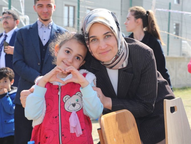 Vali Yiğitbaşı: “Depremzede Vatandaşlar Kentte En İyi Şekilde Ağırlanacak”