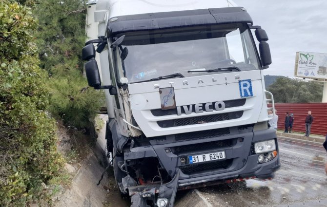 Kuşadası’nda Trafik Kazası: 1 Yaralı