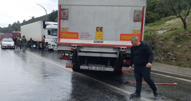 Kuşadası’nda Trafik Kazası: 1 Yaralı