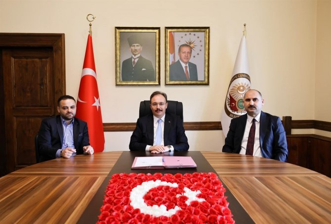Bilecik Edebali Stadyumu Yapım Sözleşmesi İmzalandı