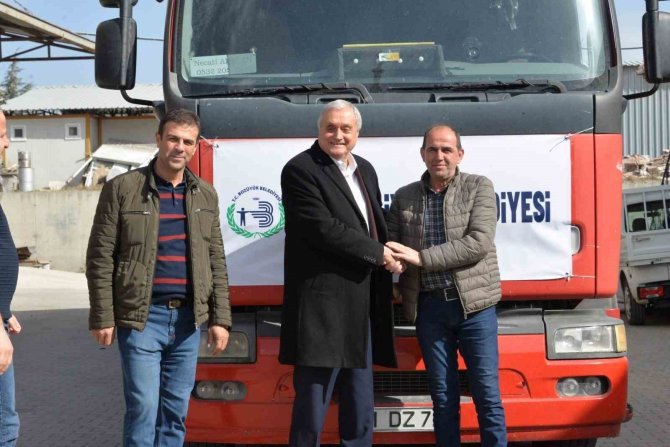 Bozüyük Belediyesi Un Yüklü 11’inci Yardım Tırı Kahramanmaraş’a Yola Çıktı