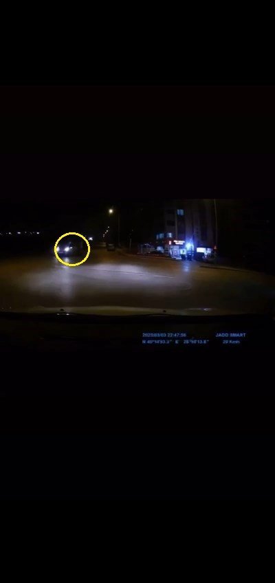 Motosikletiyle Son Sürat Böyle Çarptı