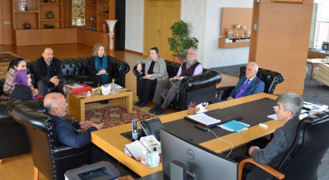 Dpü İle Kütahya Müze Müdürlüğü Arasında Sergilenecek Eserlere İlişkin Protokol