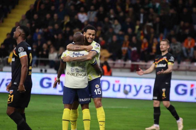 Valencia, Ligde 23. Golünü Attı