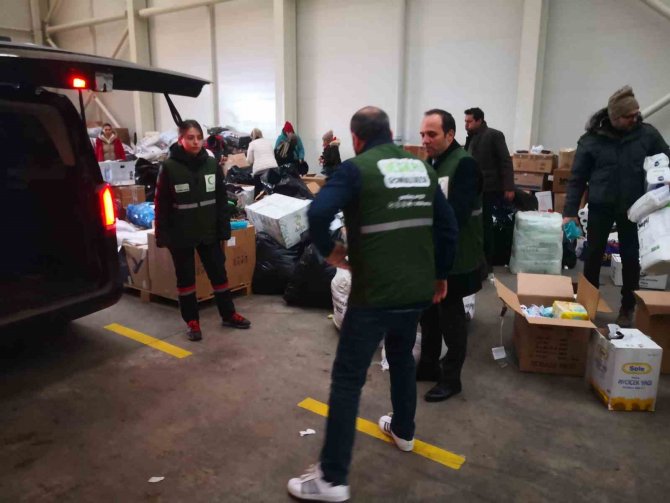 Yeşilay Haftası İçin Ayrılan Bütçe Depremzedelere Aktarıldı